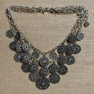 Premier Designs Leading Lady Antique Silver Necklace Set